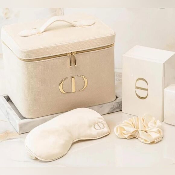 CHRISTIAN DIOR Prestige Beauty Vanity Set - Picture 1 of 16